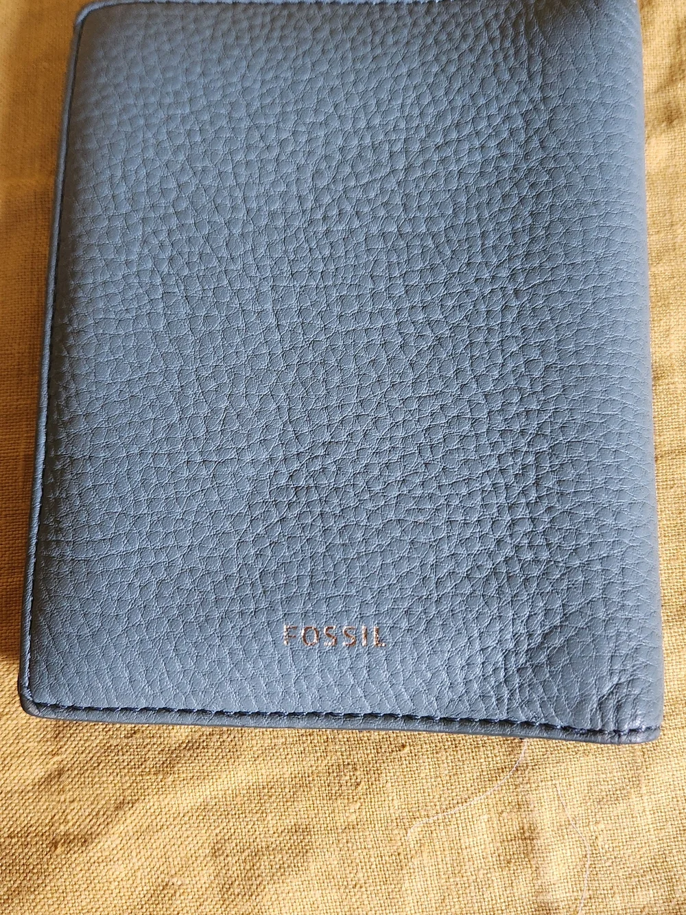 FOSSIL Blue Leather Passport Holder